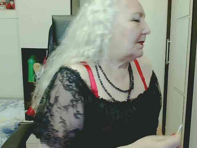 GrannyWants webcam