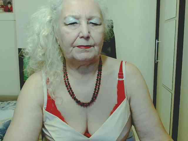Model: GrannyWants