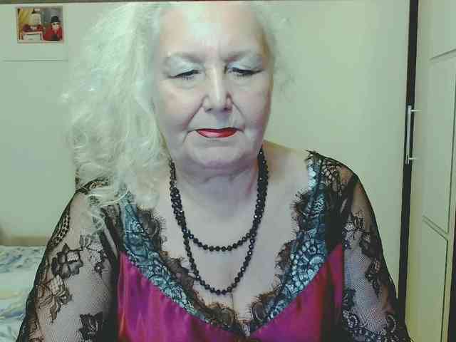 Model: GrannyWants