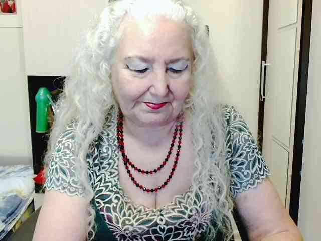 GrannyWants webcam