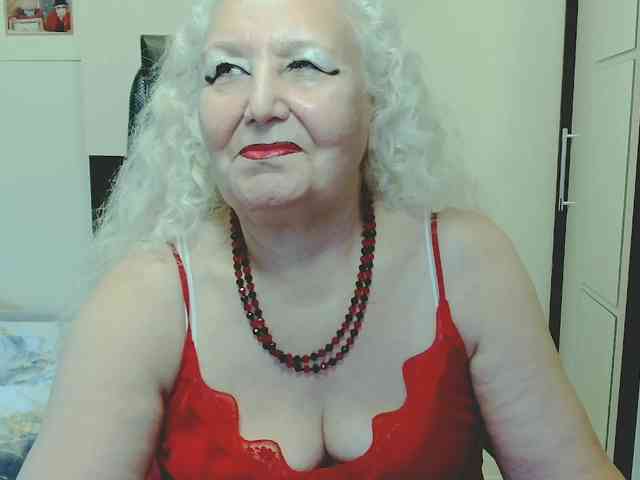 Model: GrannyWants