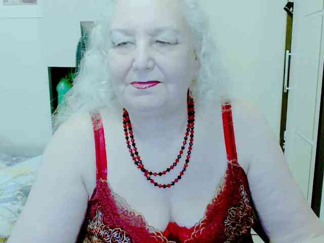 Model: GrannyWants
