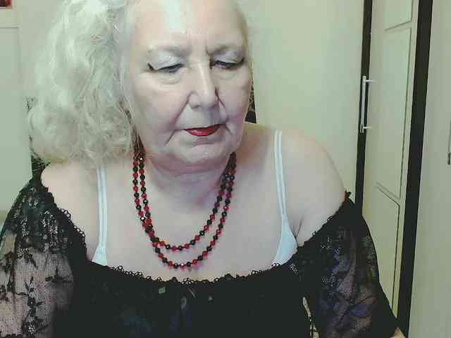 Model: GrannyWants