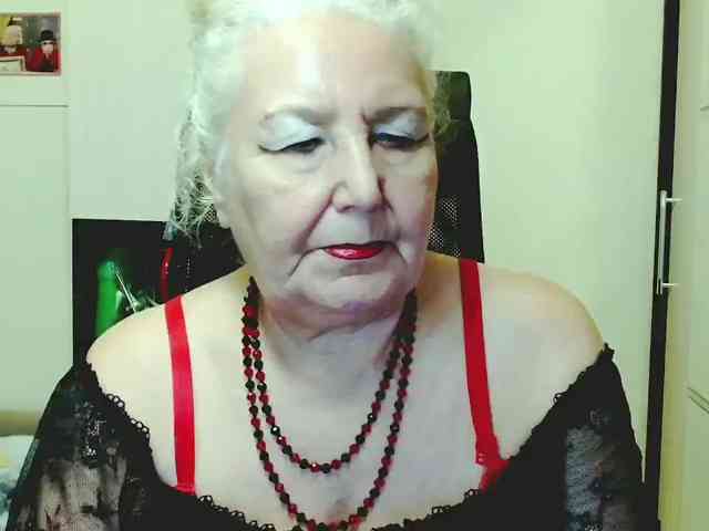 Model: GrannyWants