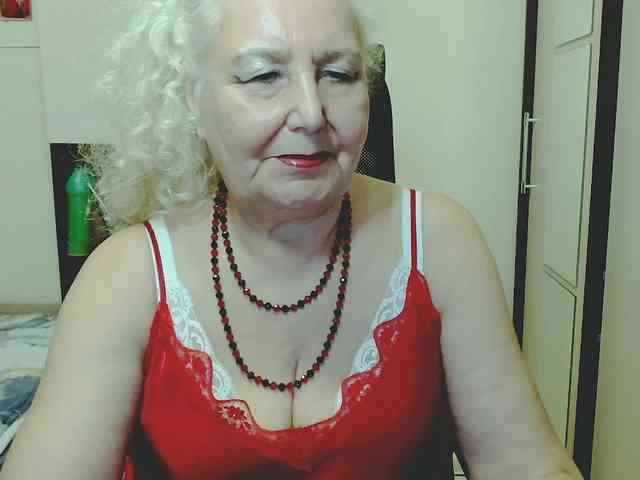 Model: GrannyWants