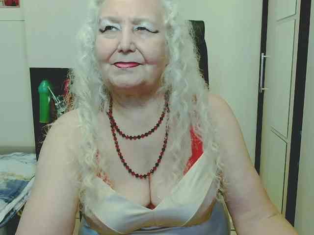 Model: GrannyWants