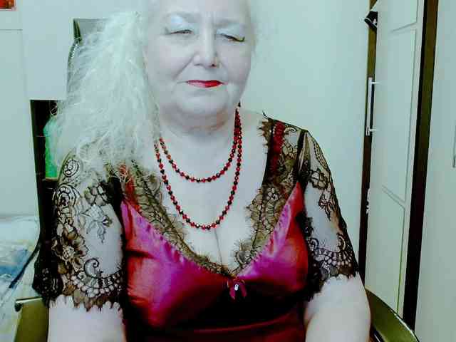 GrannyWants webcam