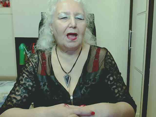 Model: GrannyWants