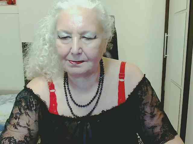 Model: GrannyWants