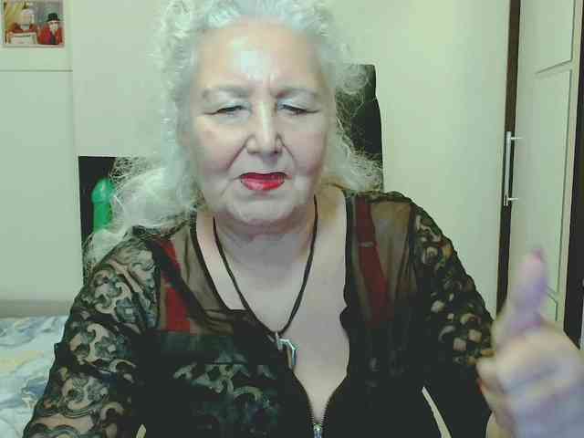 Model: GrannyWants