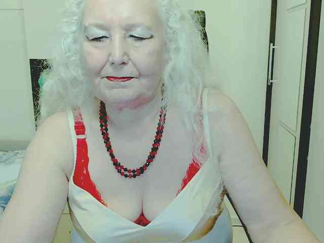 GrannyWants webcam