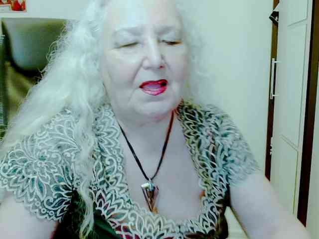 GrannyWants webcam