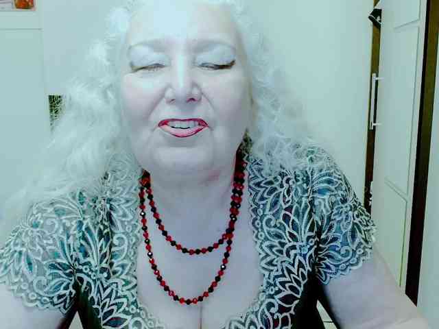 GrannyWants webcam