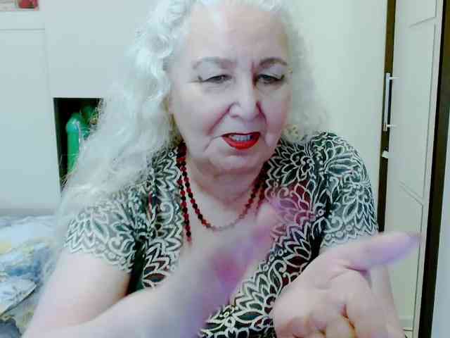Model: GrannyWants