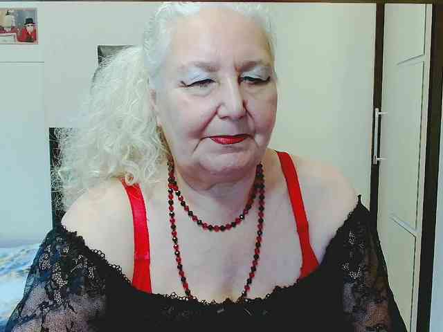 Model: GrannyWants