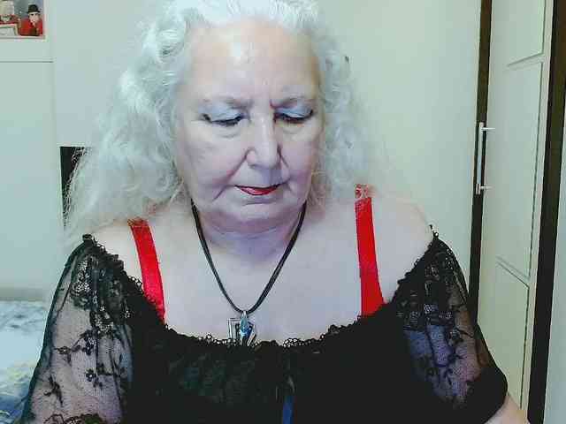 GrannyWants webcam