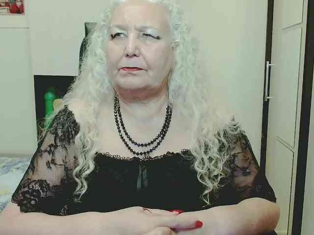 Model: GrannyWants