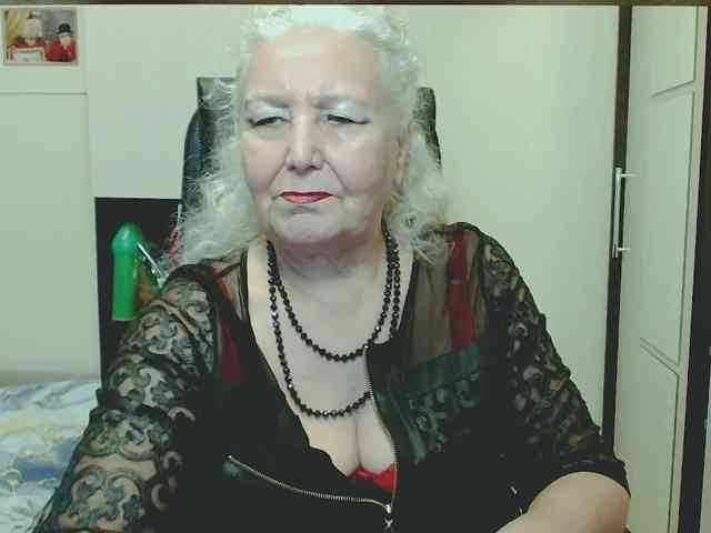 Model: GrannyWants