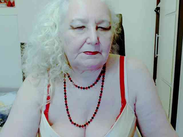 GrannyWants webcam