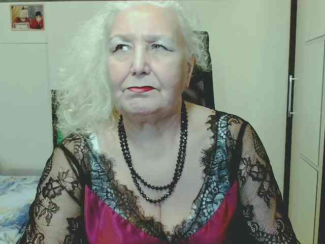 Model: GrannyWants