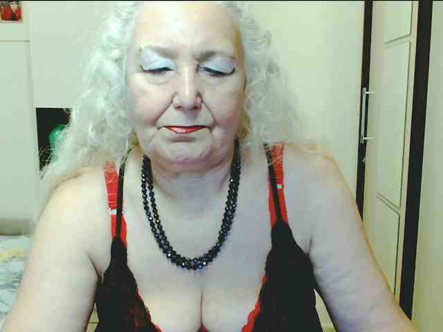 Model: GrannyWants