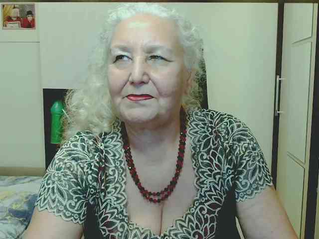 Model: GrannyWants