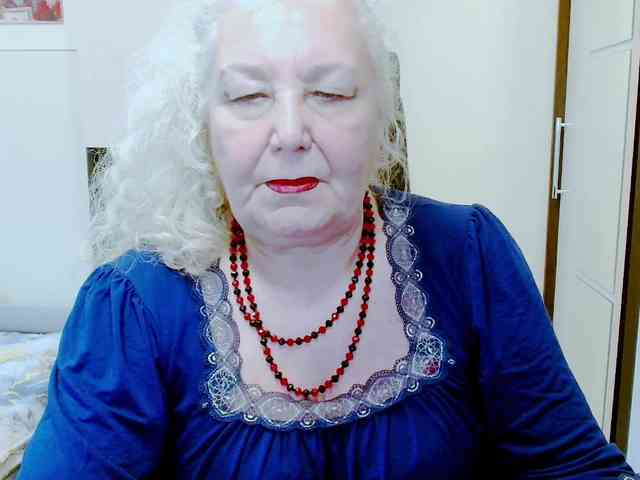 Model: GrannyWants