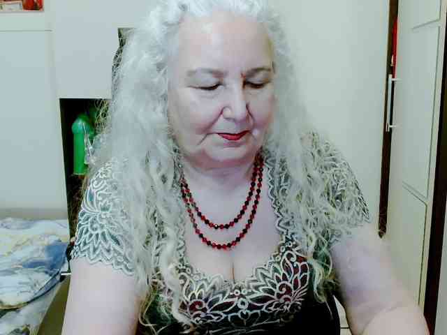 Model: GrannyWants