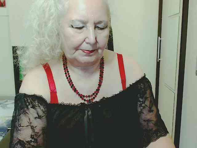 Model: GrannyWants