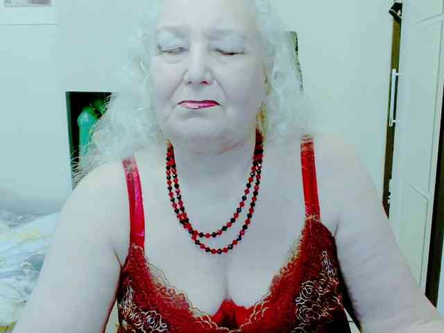 Model: GrannyWants