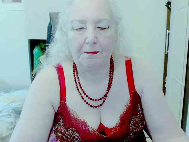 Model: GrannyWants