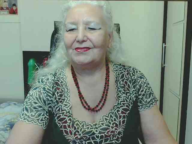 Model: GrannyWants