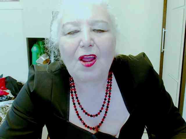 GrannyWants webcam