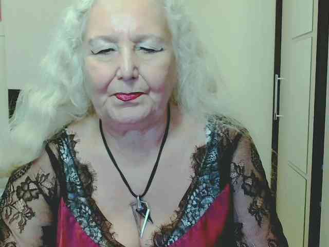Model: GrannyWants
