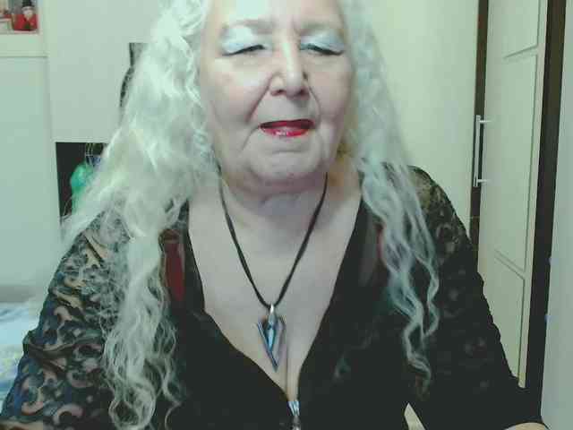 Model: GrannyWants