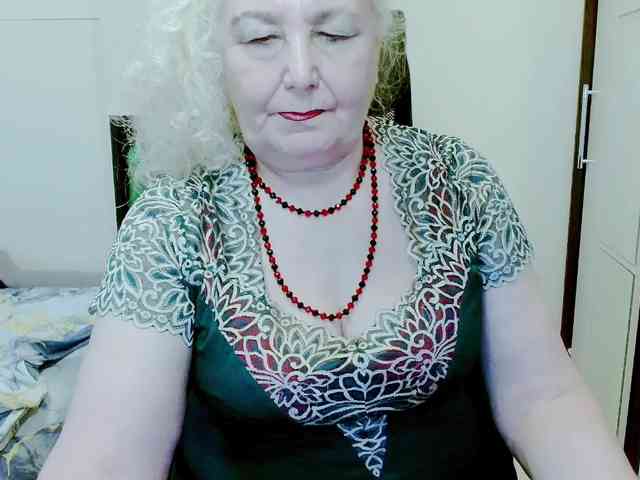 Model: GrannyWants