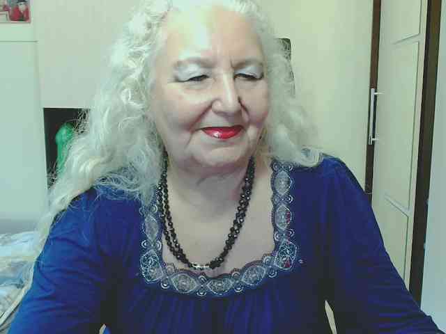 Model: GrannyWants