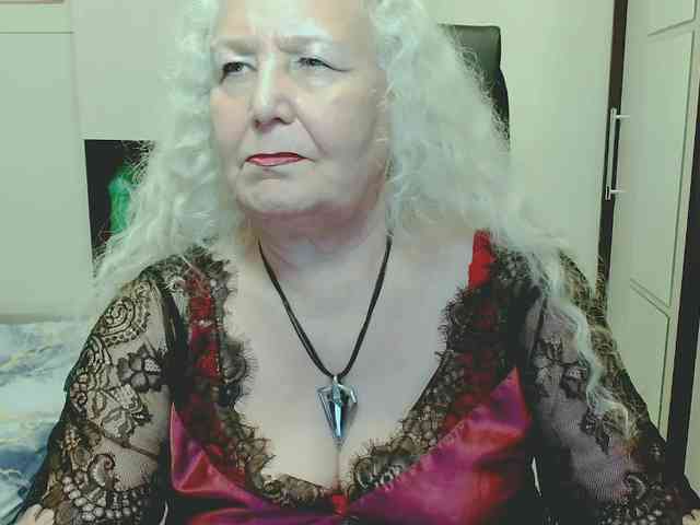 GrannyWants webcam