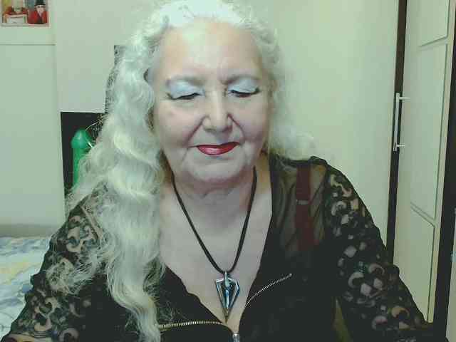 Model: GrannyWants