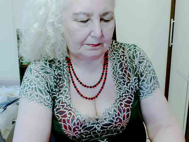 Model: GrannyWants
