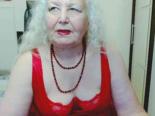 Model: GrannyWants