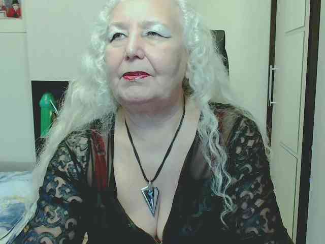 GrannyWants webcam