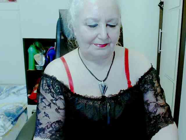 GrannyWants webcam