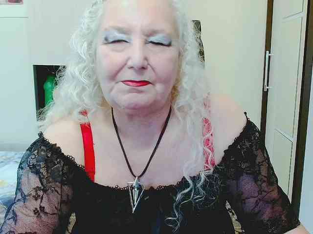 GrannyWants webcam