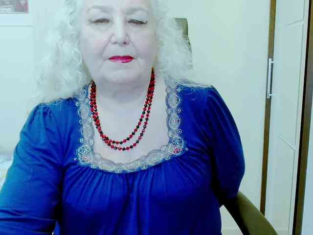 Model: GrannyWants