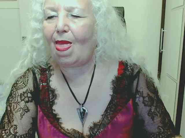 GrannyWants webcam