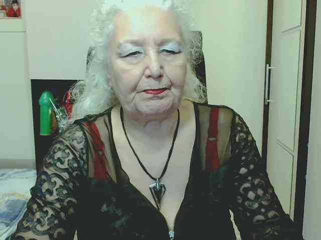 Model: GrannyWants