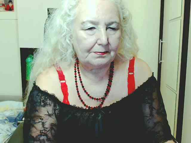 Model: GrannyWants