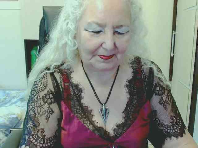GrannyWants webcam