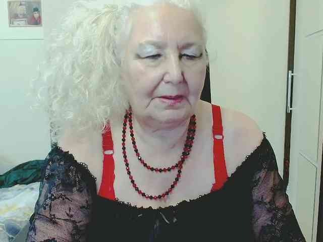 Model: GrannyWants